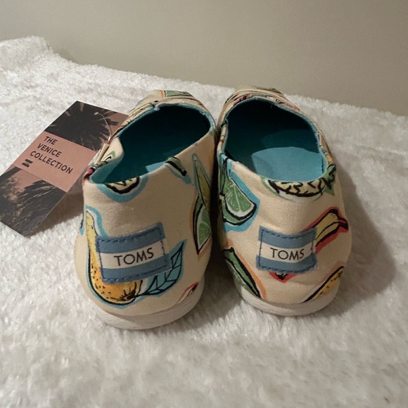 TOMS Alpargata Cuba Fruit Print - Picture 5 of 13